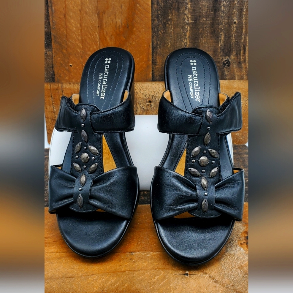 Naturalizer black Breslin leather sandals, 7m
